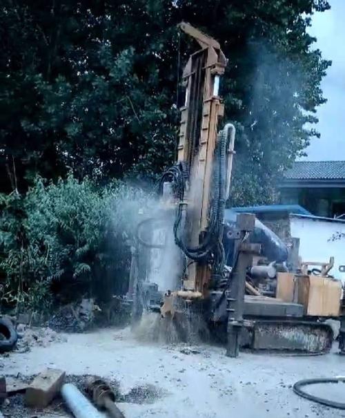 蒙城钻岩石井